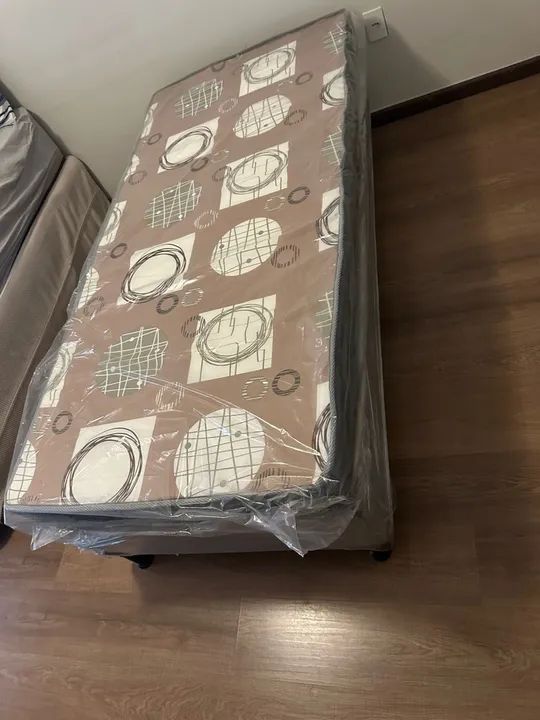 CONJUNTO BOX SOLTEIRO D20 NOVO R$ 500,00 - Foto 2