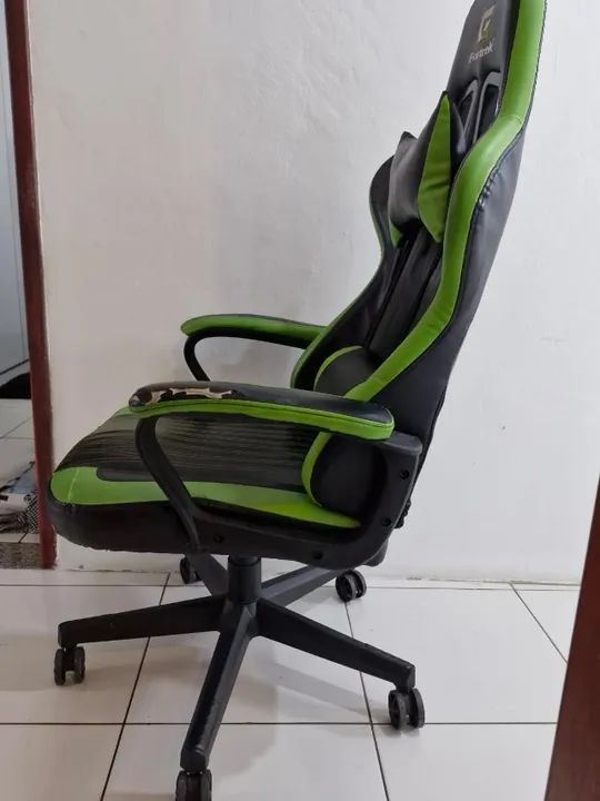 Cadeira Gamer Fortrek Vickers - NÃO ENTREGO EM NENHUM LUGAR, SOMENTE RETIRADA NO L - Foto 2