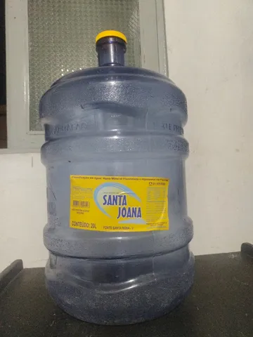 Garrafa Água Mineral 1,5 litros - Pct 6 un