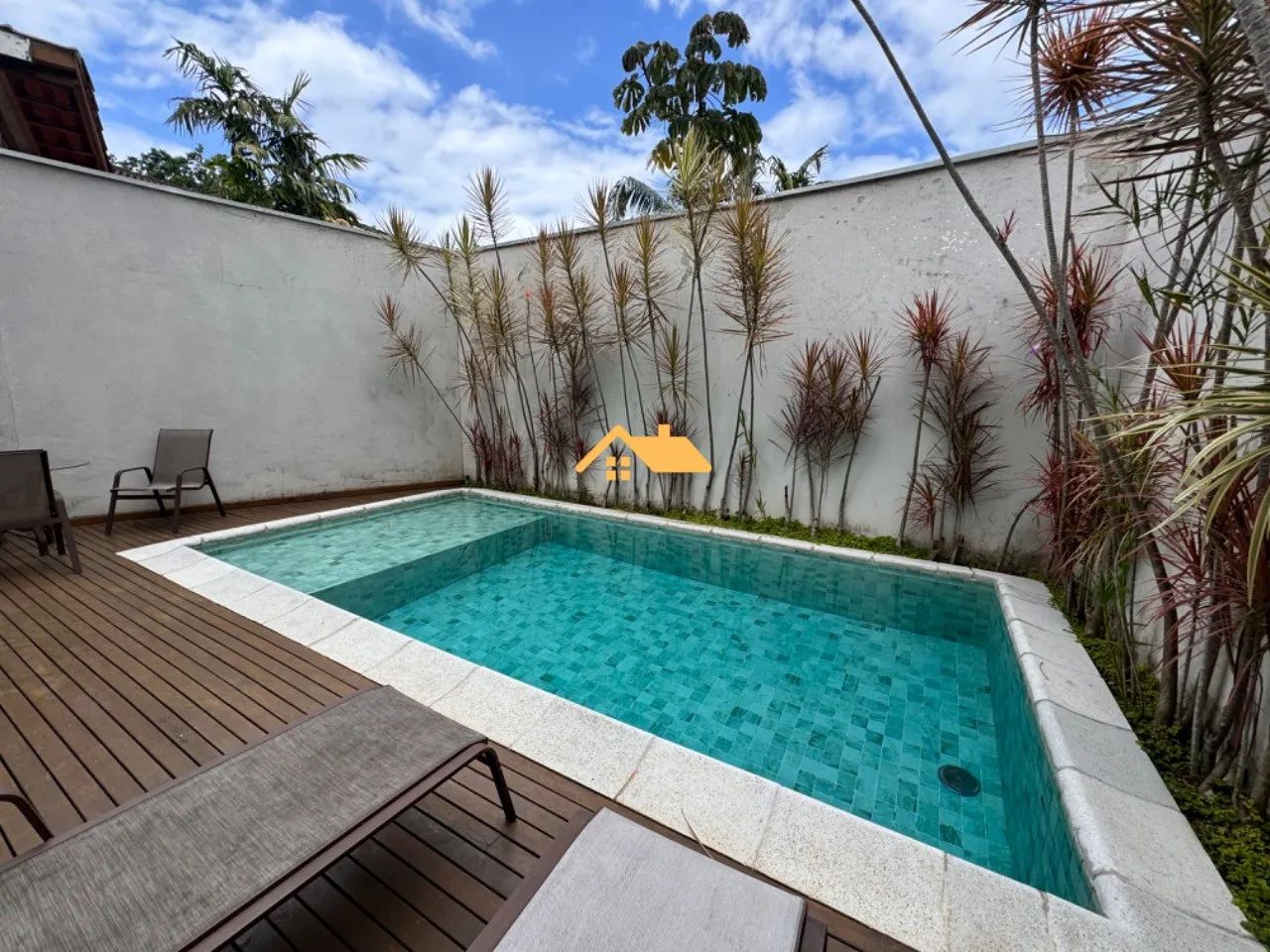 Aluguel de Apartamento de 2 Quartos em Juquehy, São Sebastião-SP: 1 Suite, 1 Sala, 2 Banhe - Foto 2