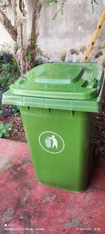 Lixeira Contêiner injetado em plástico - Foto 4