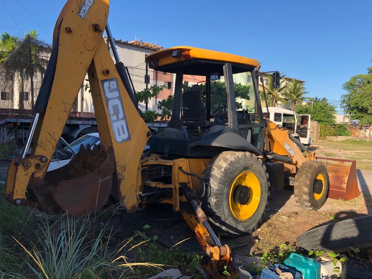 Retroescavadeira  - Foto 3