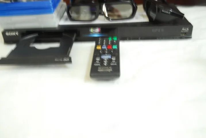 Blu-ray Player com óculos Sony e disco usados - Foto 6