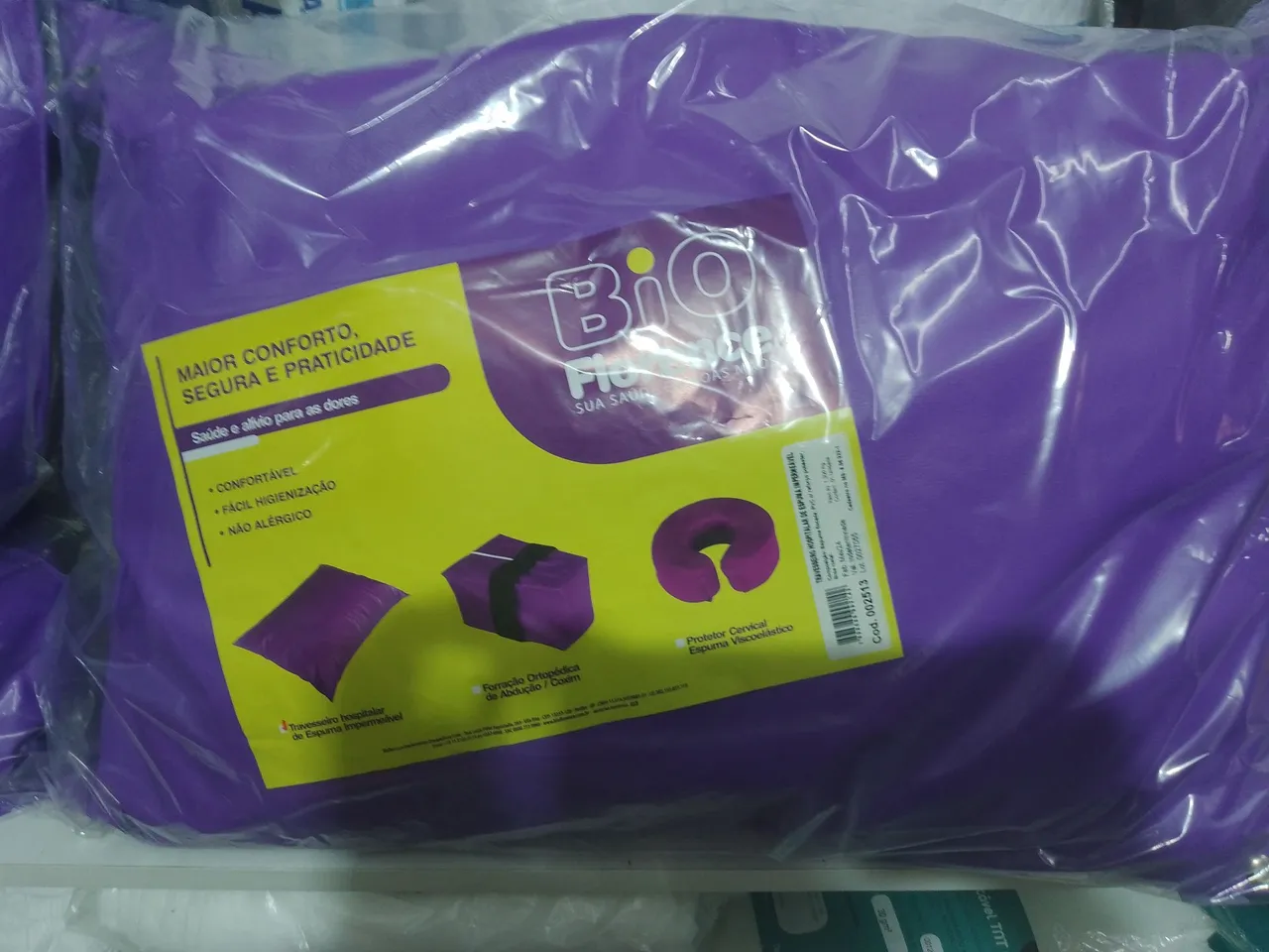 Travesseiro Hospitalar com capa em napa