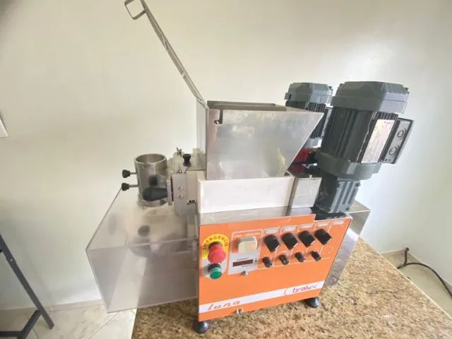 Máquina de salgados Luna Bralyx - Foto 2