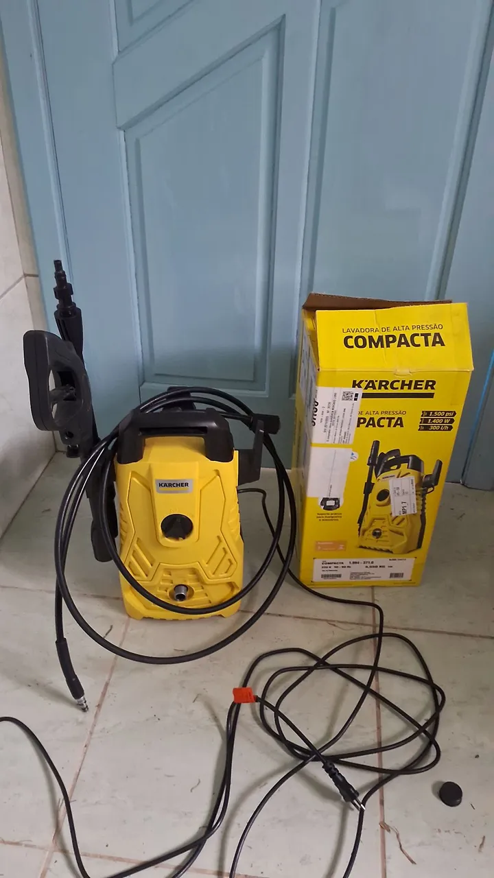 Lavadora de alta pressão Karcher Compacta