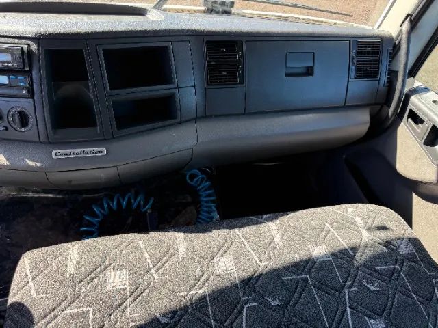 VW Volkswagen 24.280 6X2 Constellation 2014 Completo Revisado Com Baú Sider 20 Paletes - Foto 12