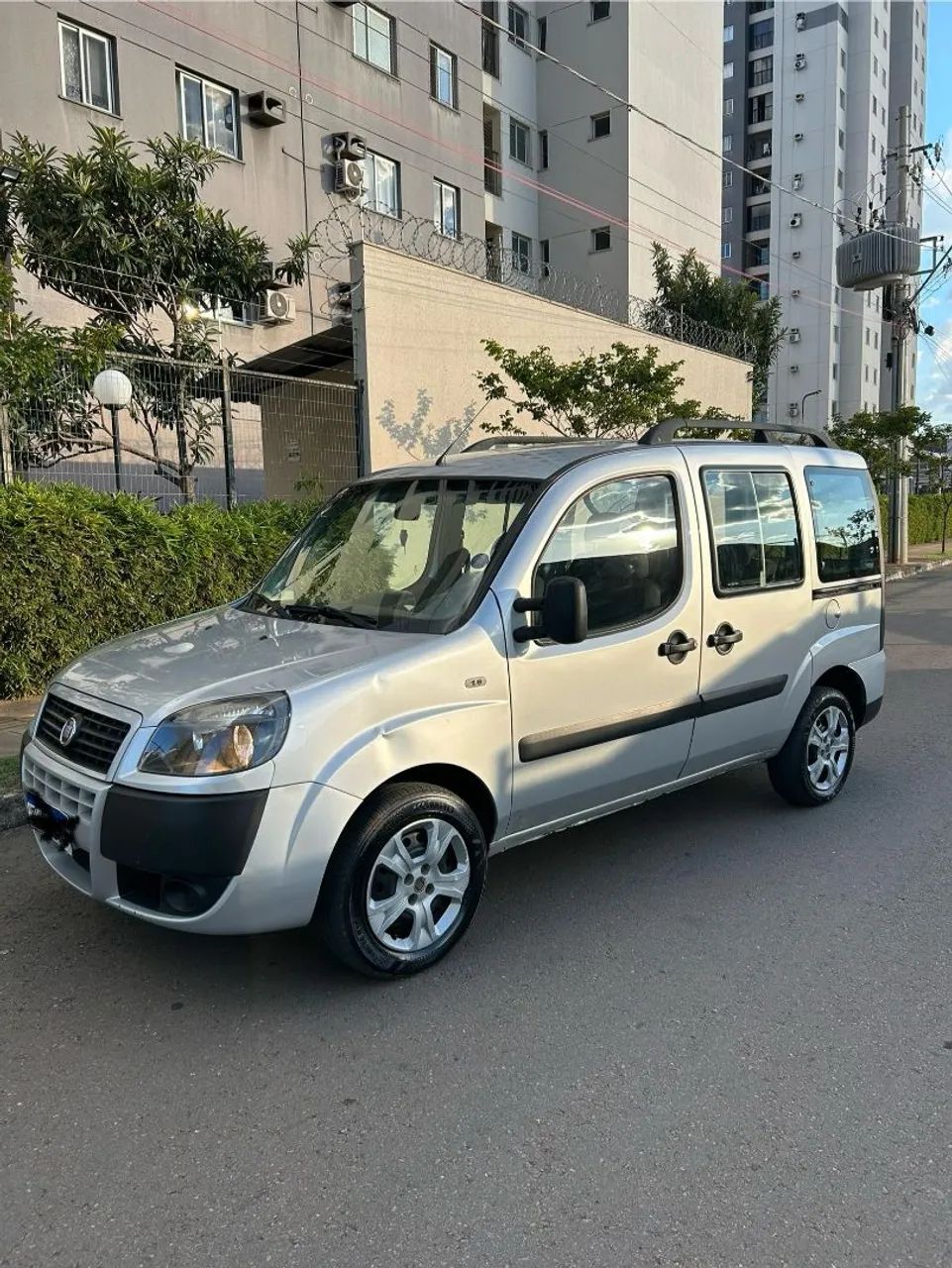 Fiat Doblo Essence 1.8 2021/2021 89 mil km  - Foto 4