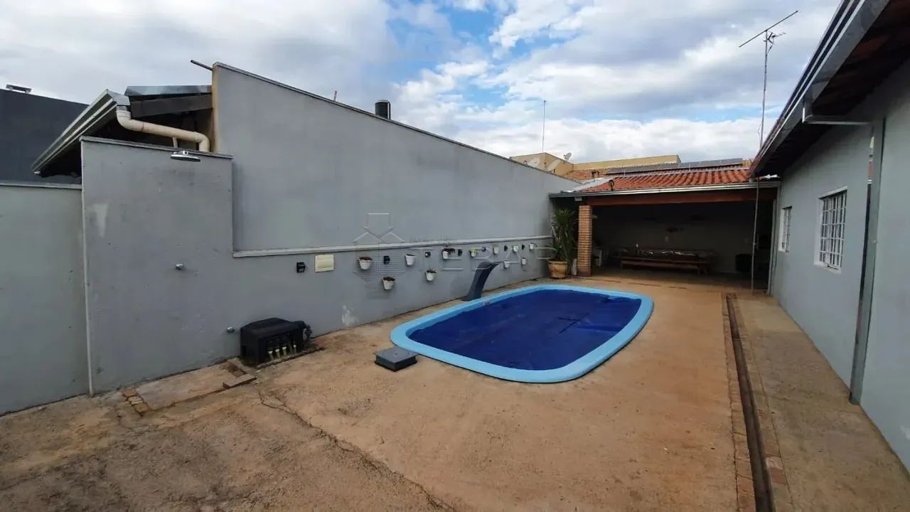 Rancho com piscina Condomínio Park Borá II