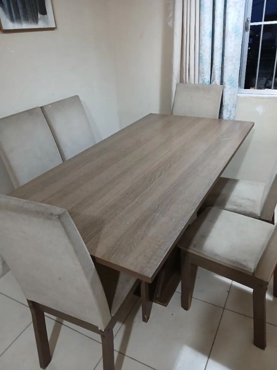 Mesa com 6 cadeiras 64291060313474124