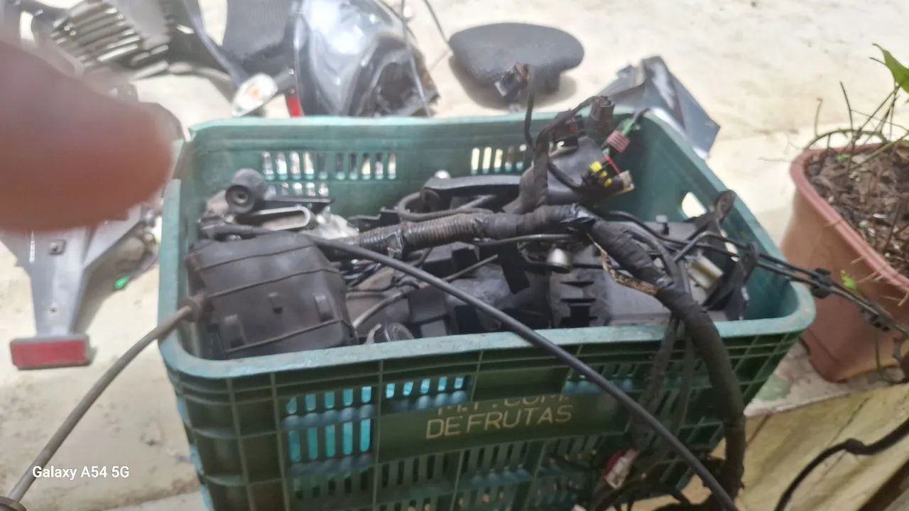 Peças de moto apache 200cc 4.000 - Foto 2
