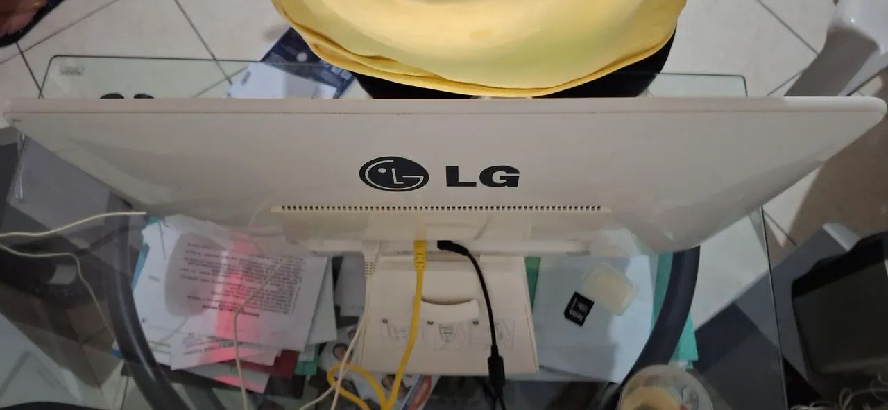 Computador All in One LG  22v240 R$850,00 - Foto 5