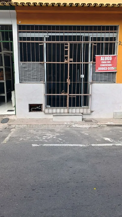 Loja/sala Glória atrás da Garoto