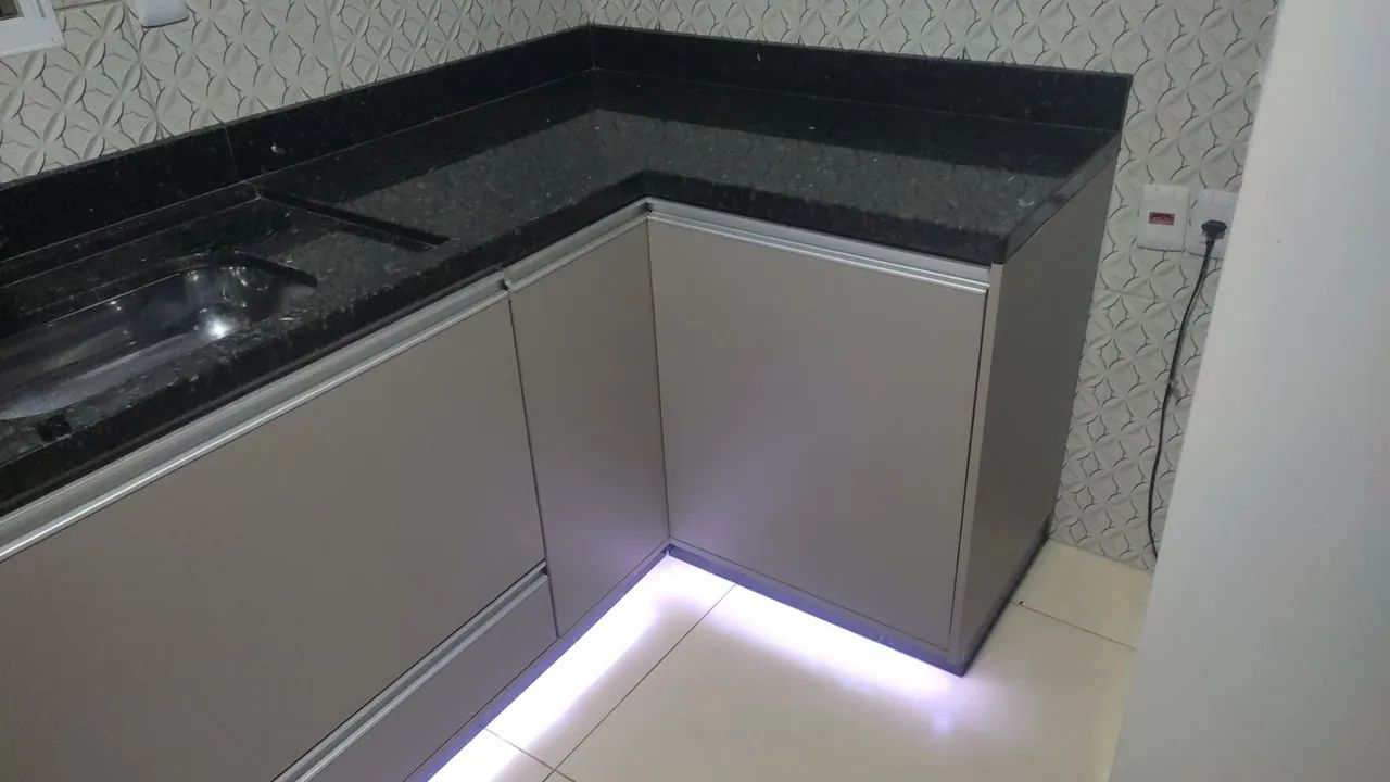 Armário de Cozinha com bancada de granito Verde Pérola  - Foto 3