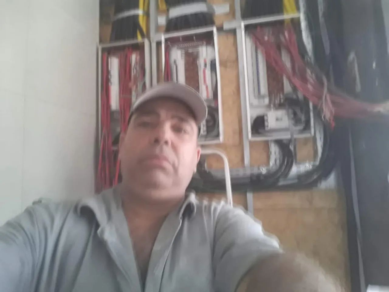 Eletricista - Preço justo e atendimento rápido! - Foto 4