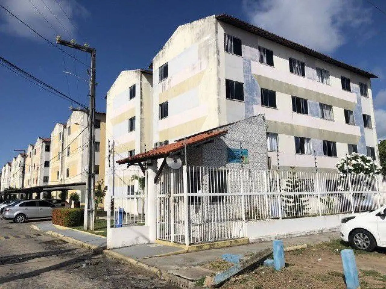 Vendo Apartamento no Condomínio Gilvan Rocha 03 Quartos