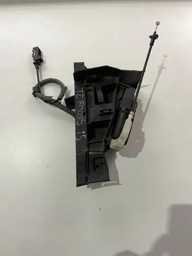 Fechadura De Porta Traseira Esquerda Focus 2014 2015 2016