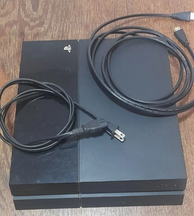 PS4 com DEFEITO - liga e na mesma hora desliga