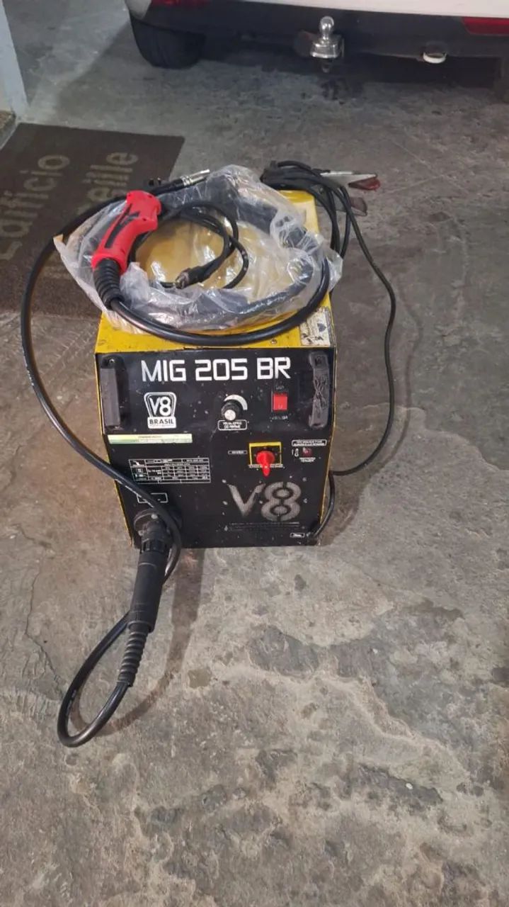 Máquina de Solda MIG V8 Brasil 205 BR 220v mono