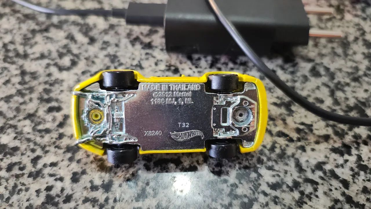  Porsche 911 GT2 Hot Wheels Premium - Foto 3