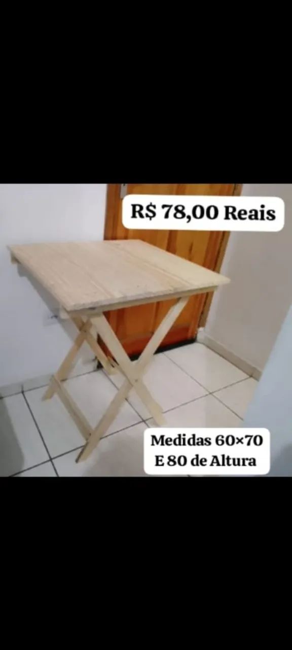 Mesa dobrável de madeira