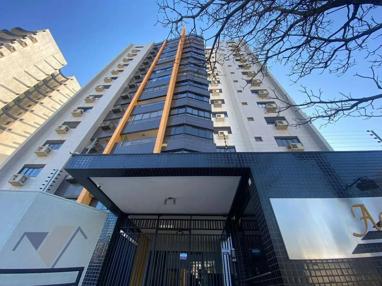 Apartamento com 3 dormitórios para alugar, 283 m² por R$ 8.500,00/mês - Centro - Cascavel/