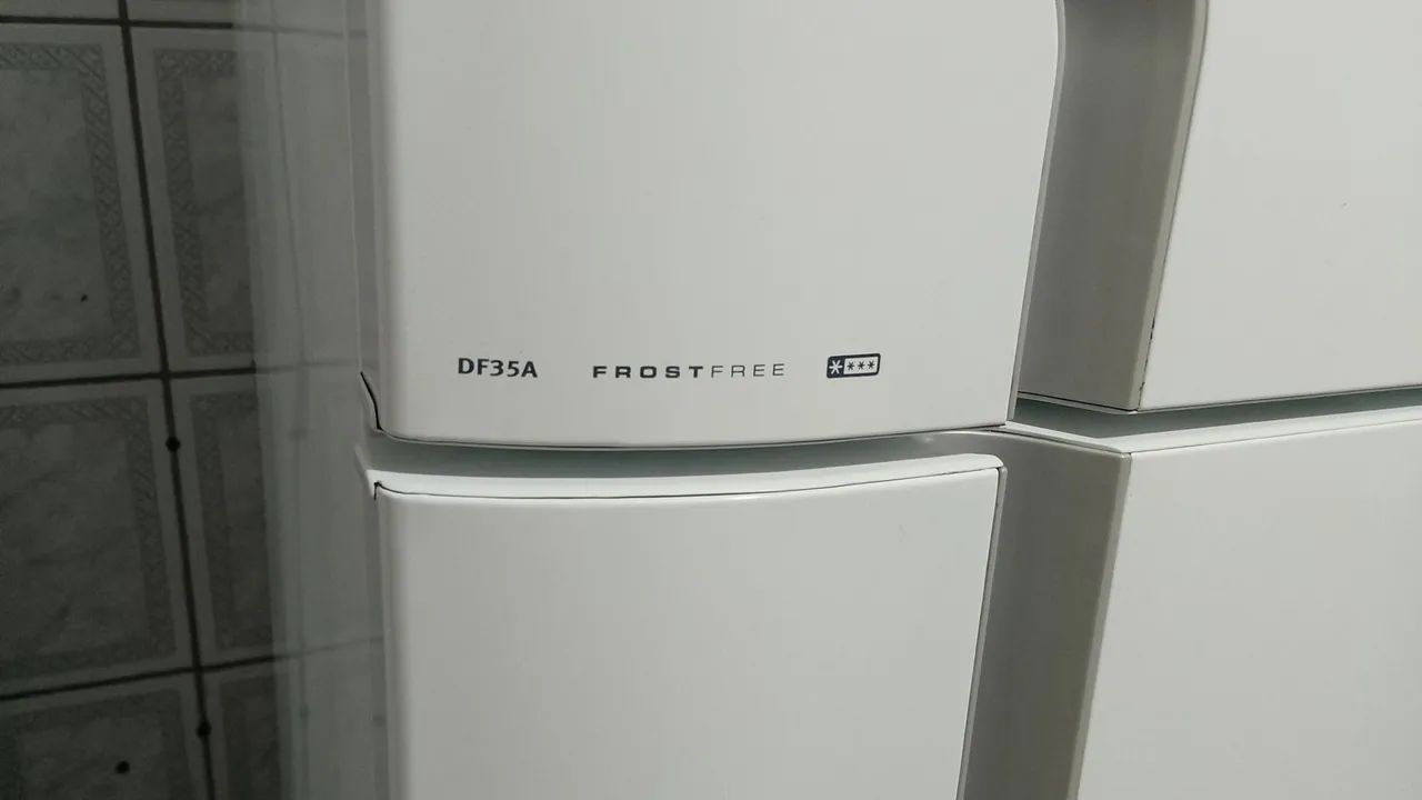 Geladeira Eletrolux Frost Free $$1400$$ - Foto 2