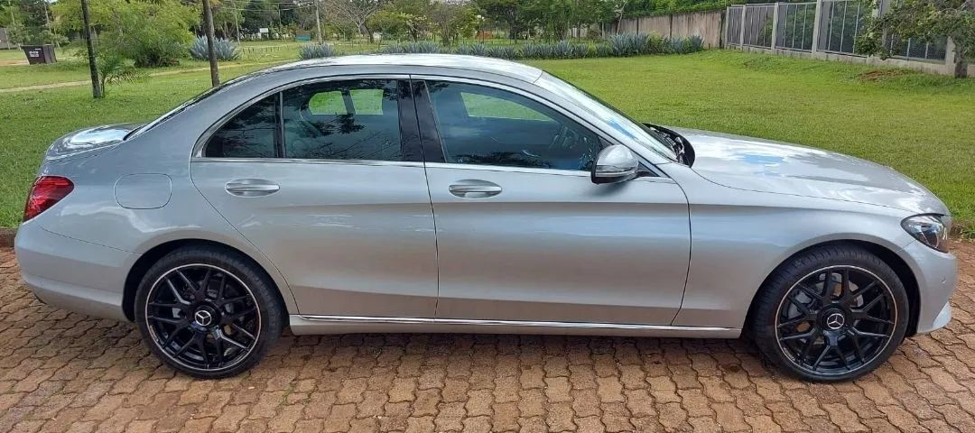 Mercedes Benz C180 2018 2018 super nova com 58.000km rodas AMG