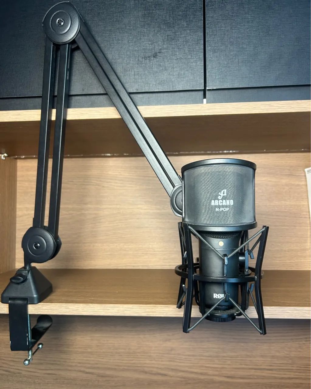 Microfone RODE NT USB com todos acessórios  - Foto 5