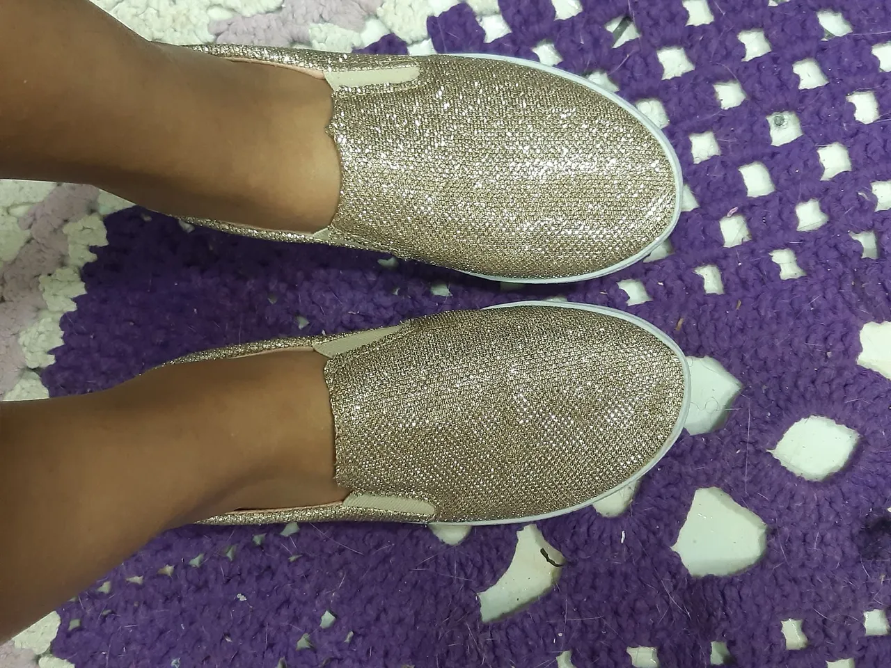 Sapatilhas Douradas Glitter