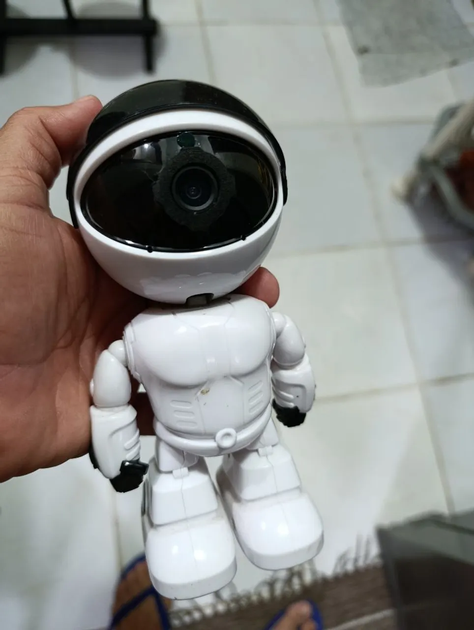 Câmera Robô de Segurança - Visão Noturna e Áudio