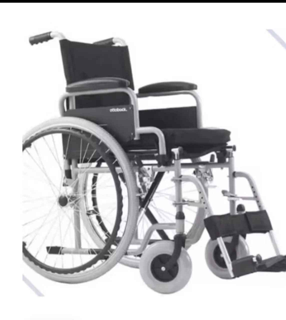 Cadeiras de rodas seminova