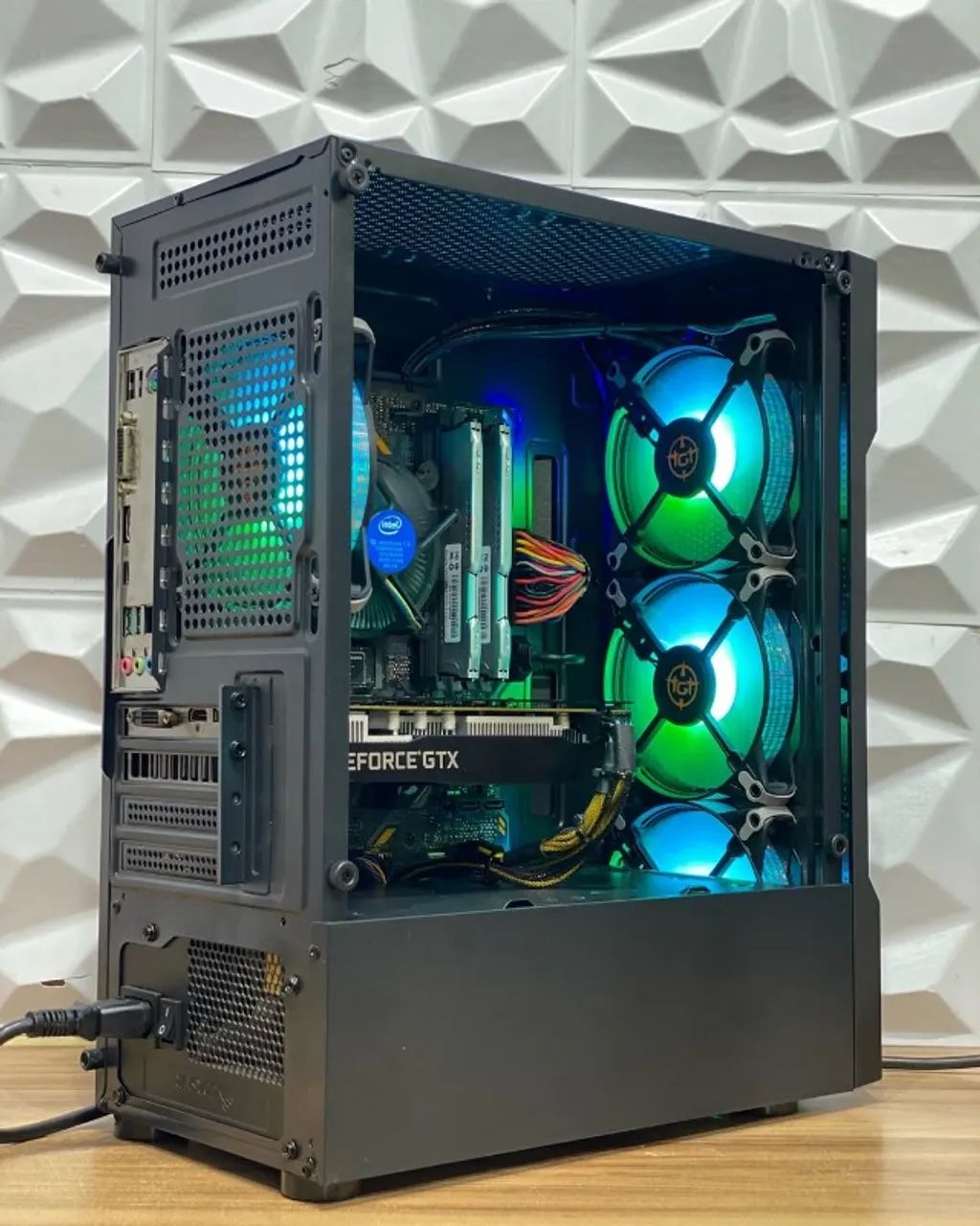 PC GAMER CORE I5 9400F/ 16 RAM DDR4/ GTX 1660 6GB
