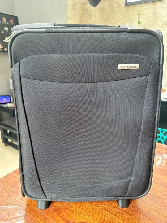 Mala de rodinha Samsonite Pequena