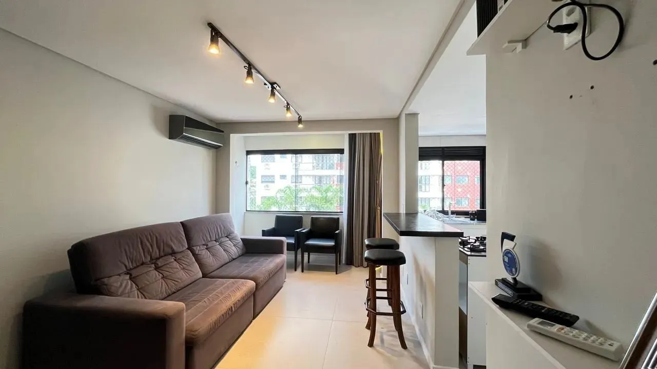 Venda | Apartamento com 3 quartos (1 suíte)