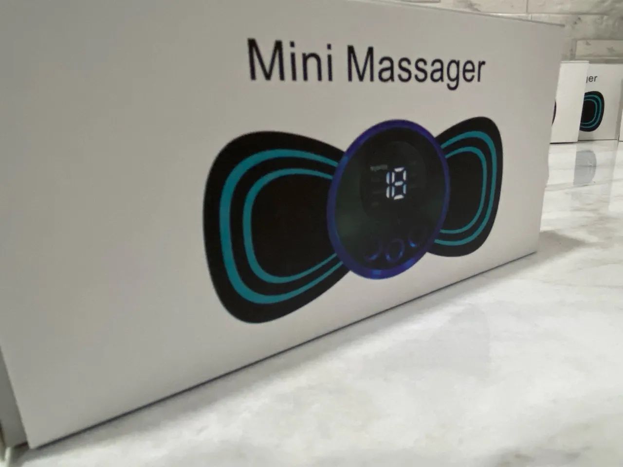 Massageador elétrico com 8 modos e 19 velocidades 