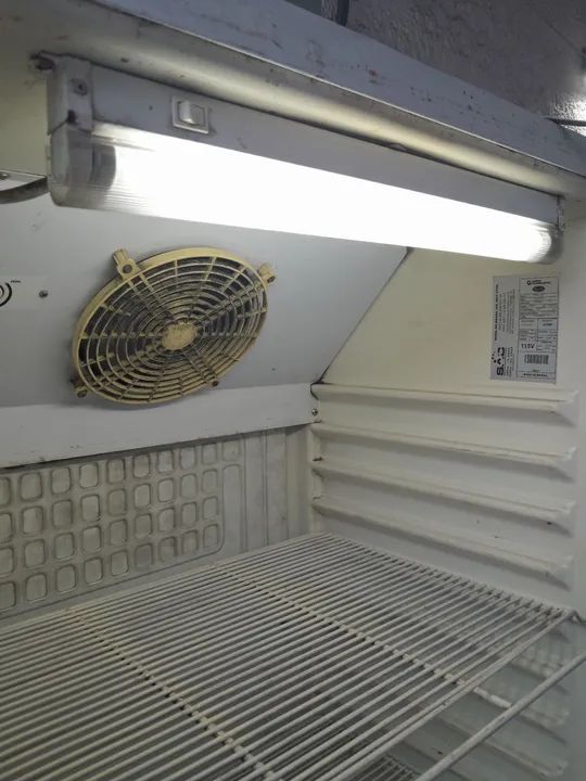 Expositora de bebidas (NÃO ESTÁ GELANDO) - Foto 5