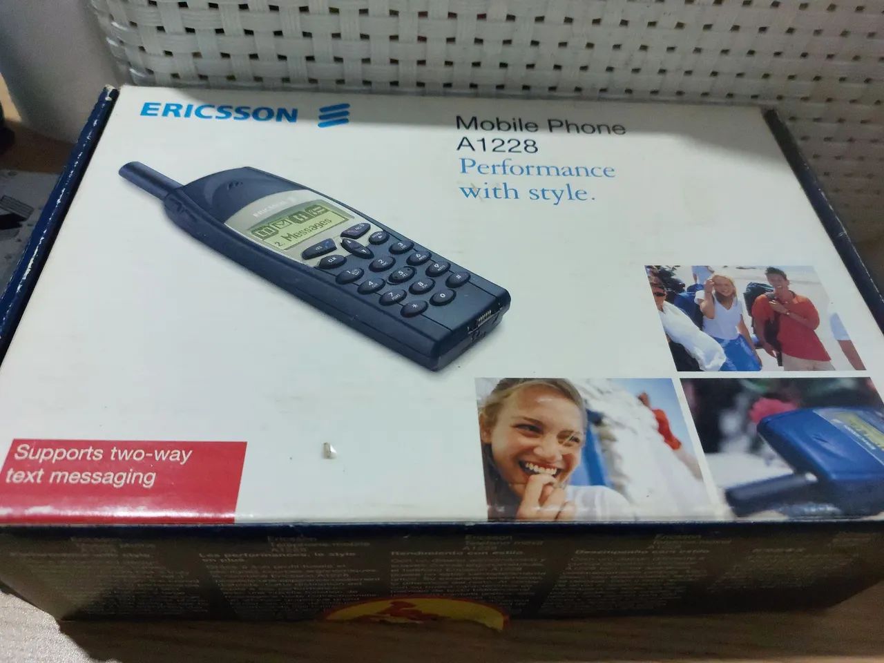 Celular Antigo Ericsson A1228 Não Funciona