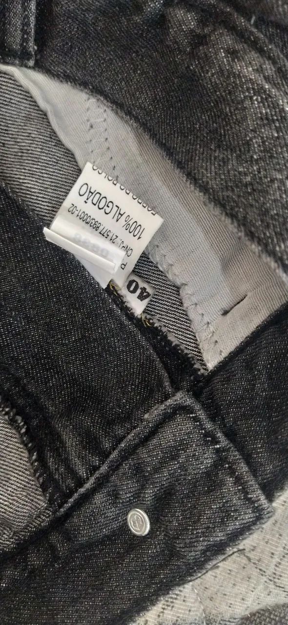 Bermuda Jeans Destroyed Preto - Conforto e Estilo - Foto 6