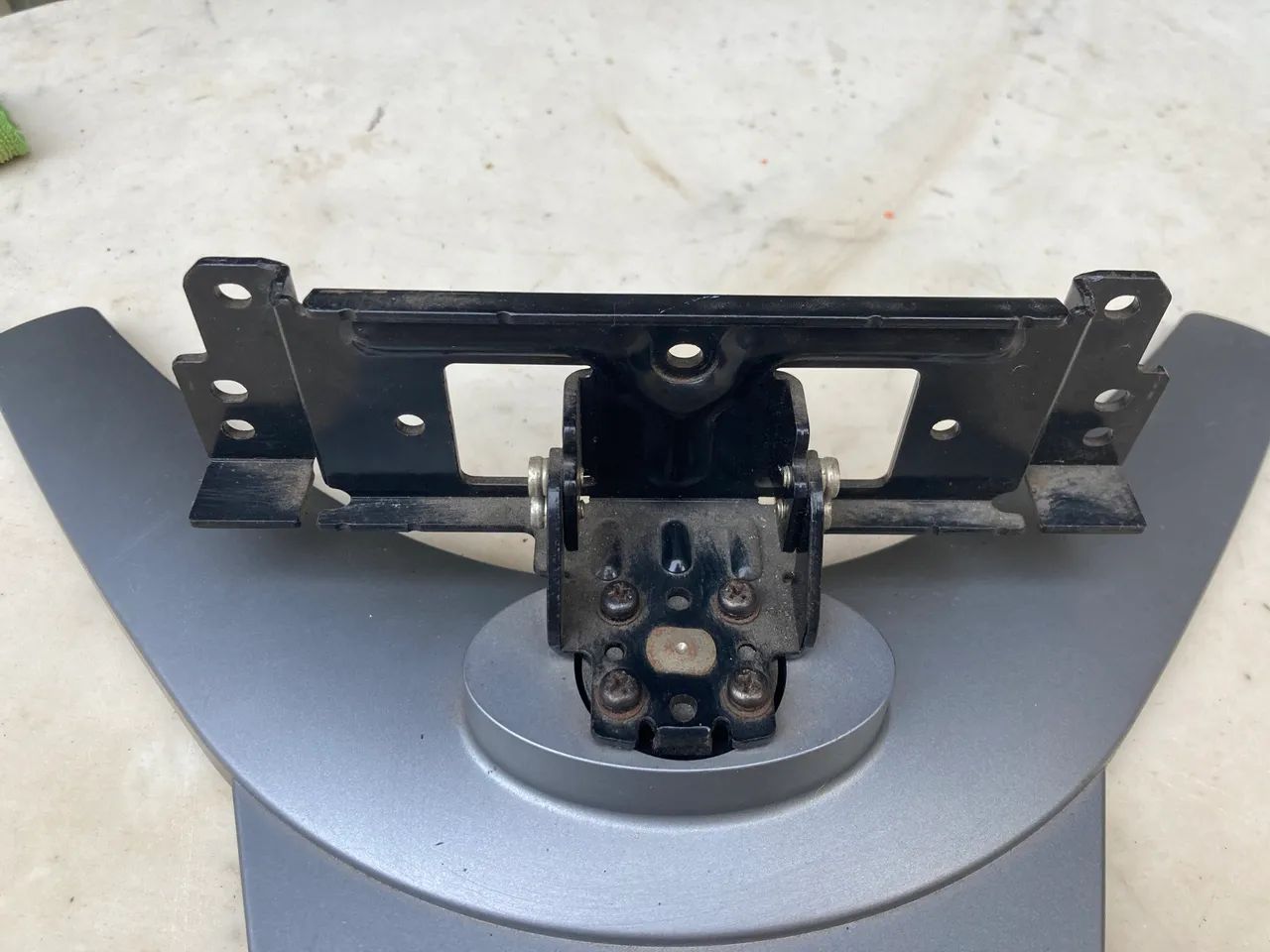 Base de suporte para televisão Toshiba - Foto 4