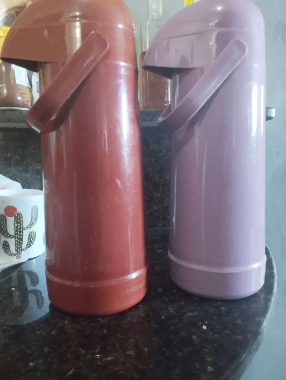 Termolar garrafa térmica seminovas - Foto 2