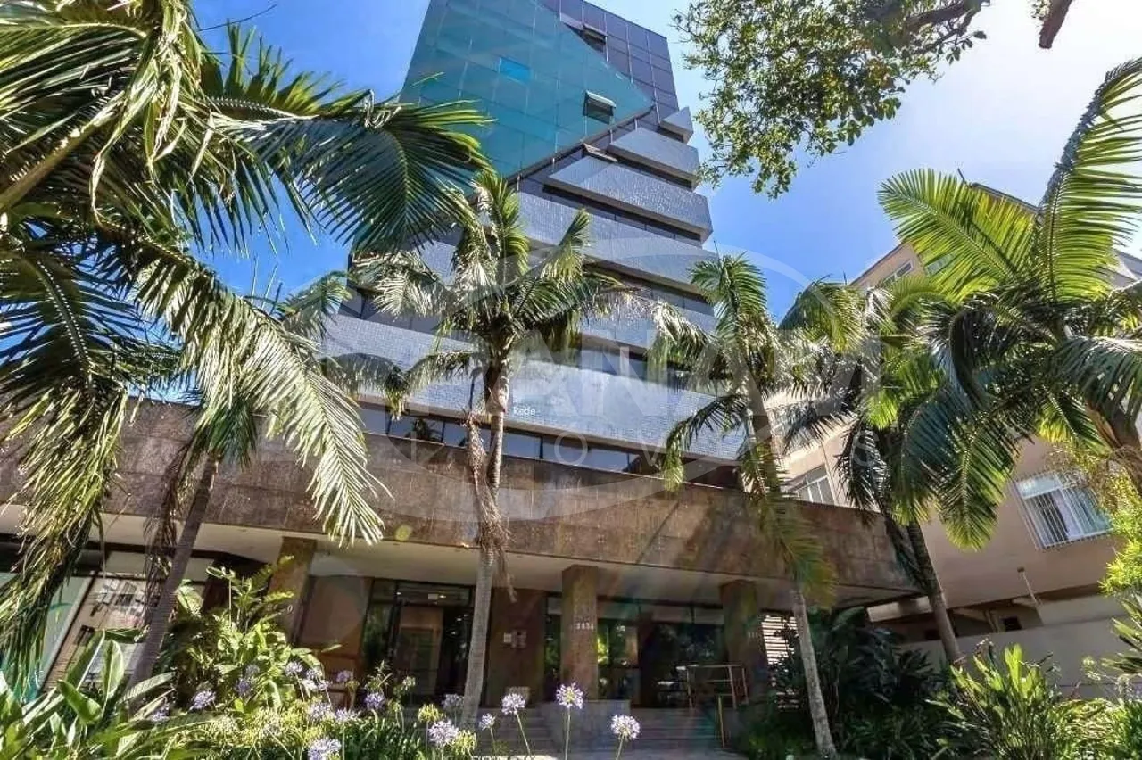 SALA COMERCIAL TÉRREA À VENDA NA AV. CRISTÓVÃO COLOMBO