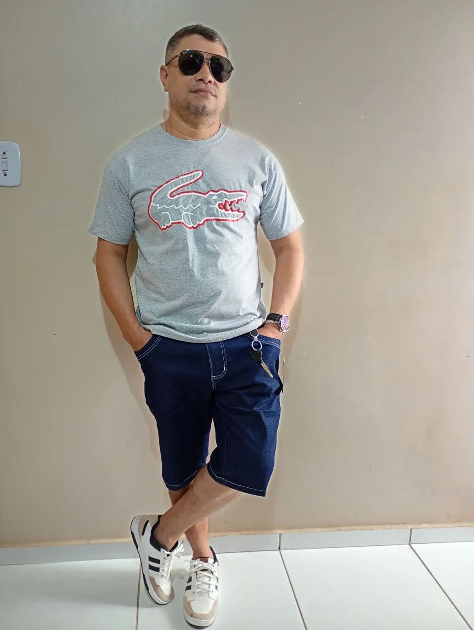 Bermudas até a pontuação 50 jeans com Lycra.