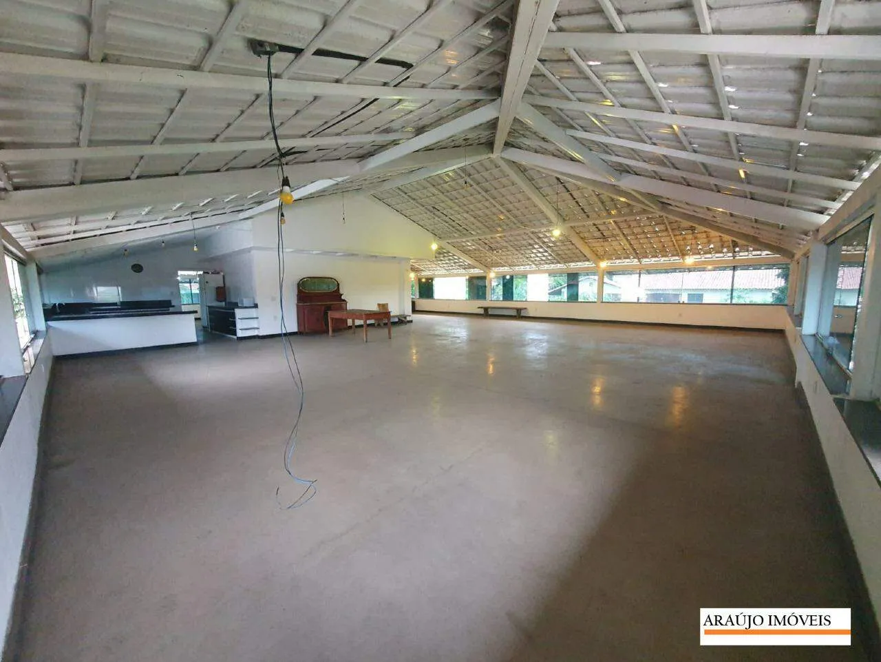 ANDAR DE 300m2 NO BAIRRO SÃO LUIZ