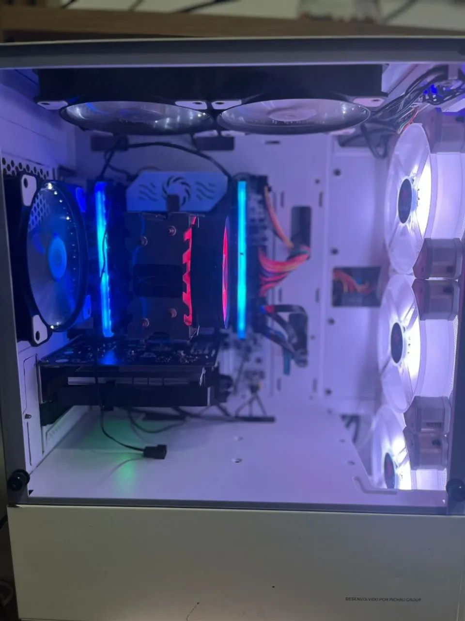 Full White Gaming PC64529512470274124