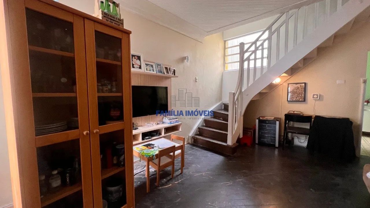 Casa comercial para locação de esquina Pompéia Santos