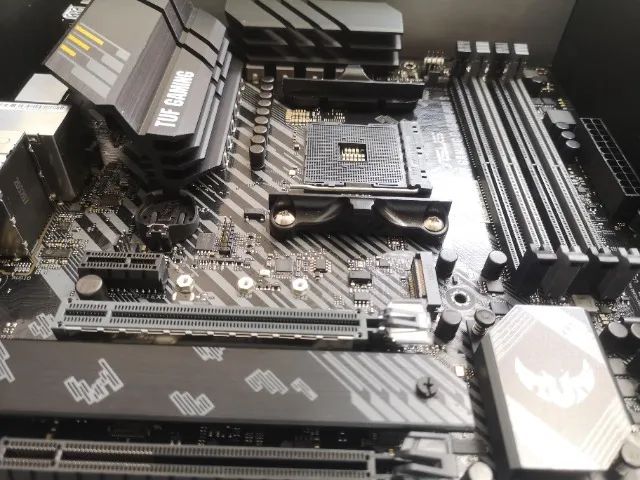 Placa mãe ASUS TUF Gaming B450M PRO S (para todos os processadores