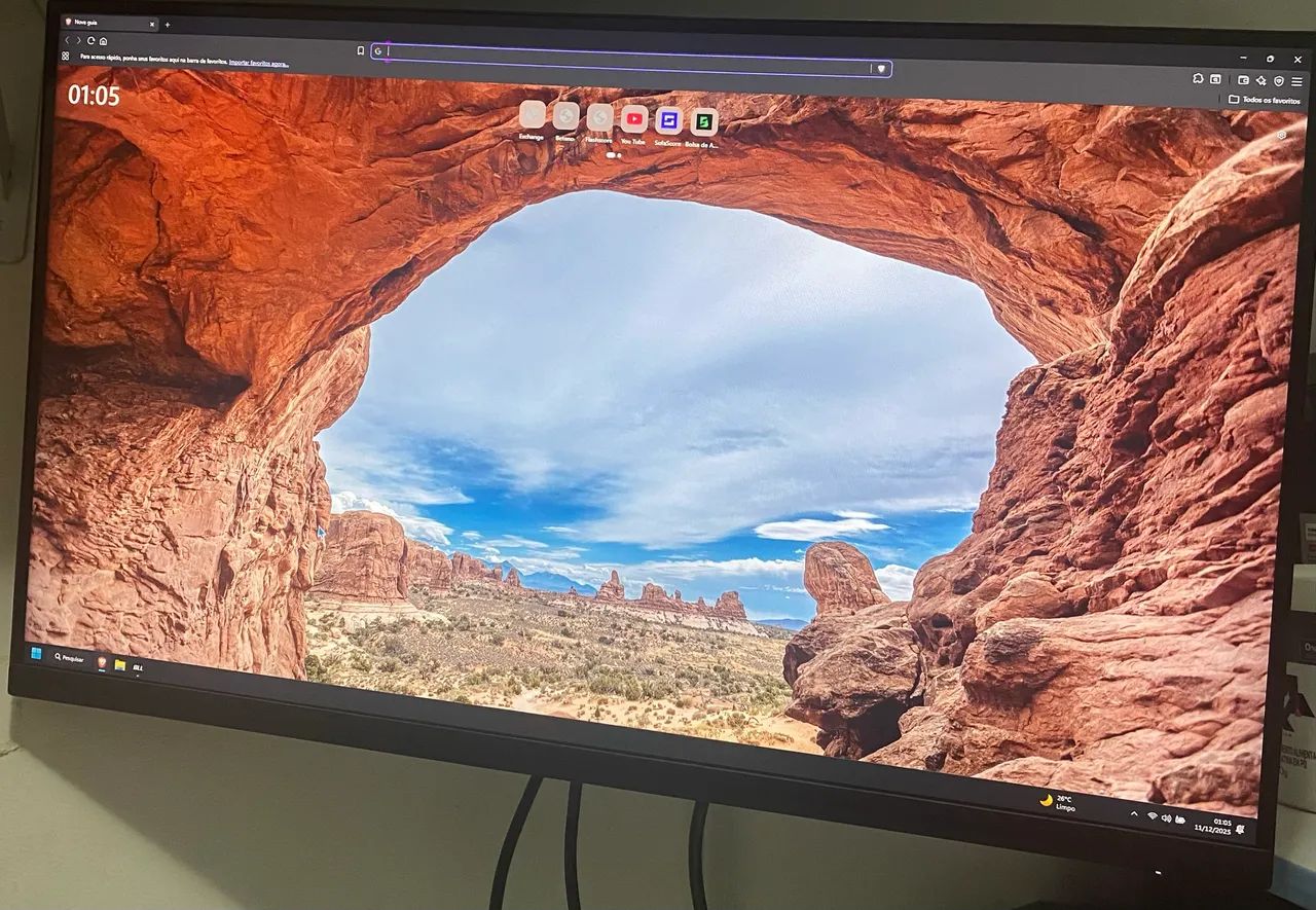 Dell 27 Monitor64739264093443123