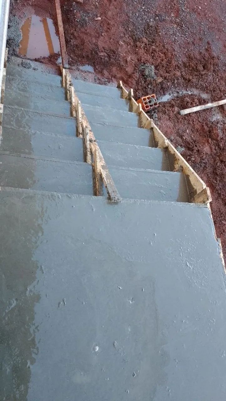 ESCADAS DE CONCRETO  - Foto 2