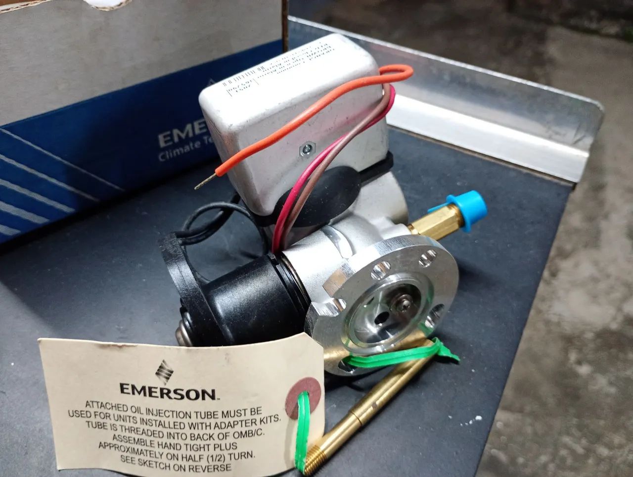 Boia eletrônica de nível de Óleo Emerson OMB - Novo - Foto 3